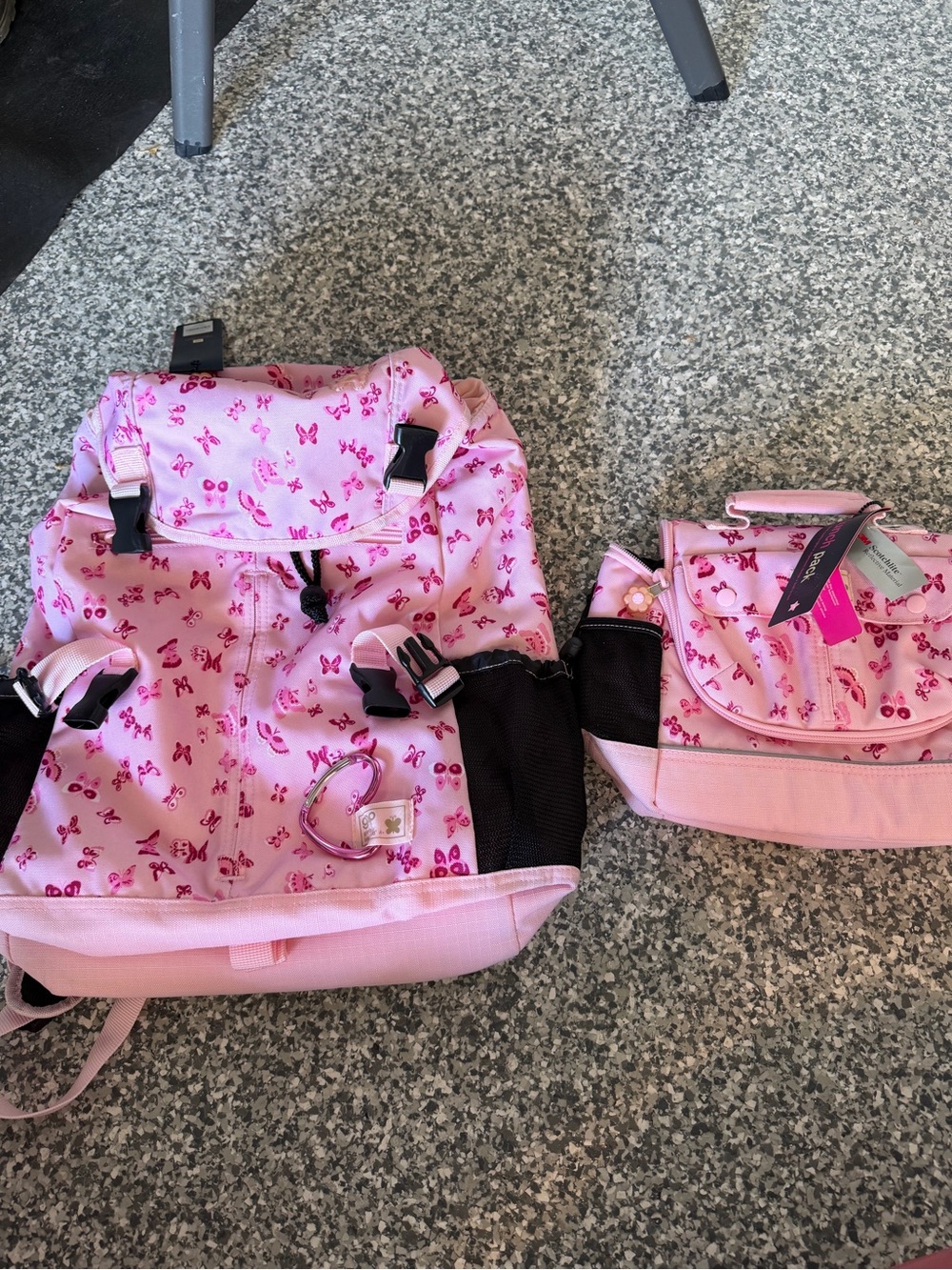 GAP Pink Butterfly Lunch Pack & Super Backpack Set - Picture 4 of 7